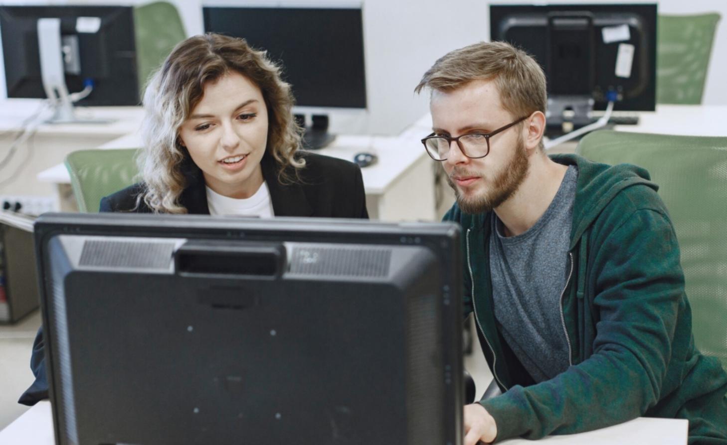 Blockchain data analysis dashboard showing real-time transaction monitoring